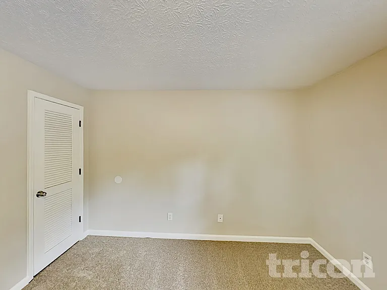 4930 Heritage Valley Dr — Photo 12
