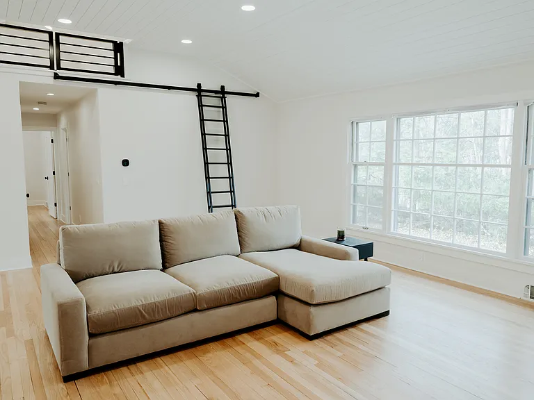 916 Richmar Dr — Photo 11