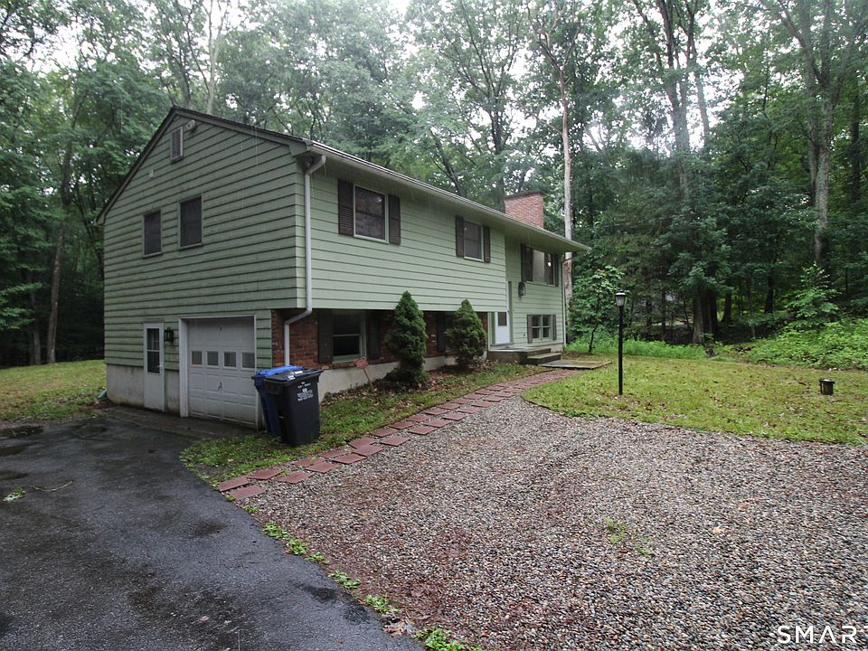 1st image of 194 Cedar Swamp Road