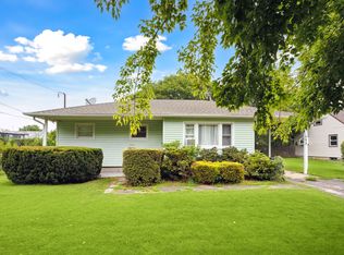 175 Miller Rd, Southampton, NY 11968