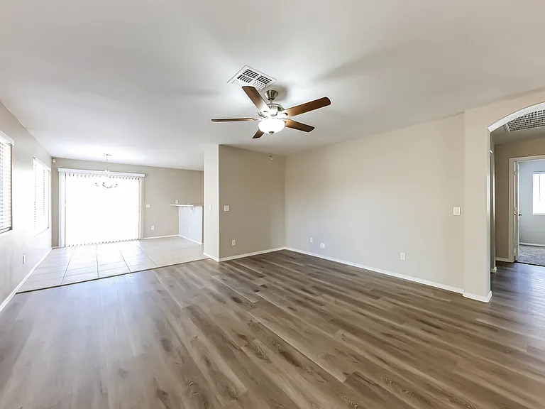 6054 W Jones Ave — Photo 3