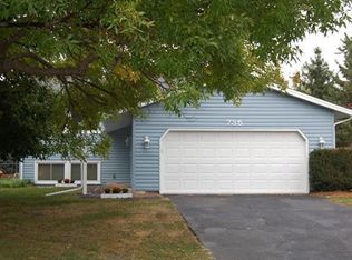 735 Doris Ave, Shoreview, MN 55126