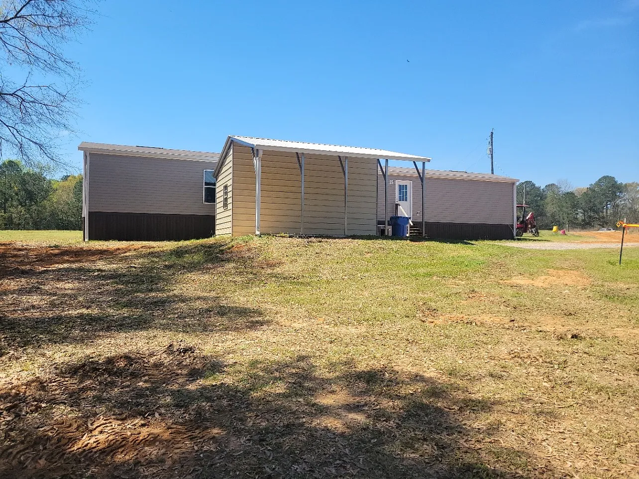 3 bed, 1350 sqft, $1,500 — Photo 2