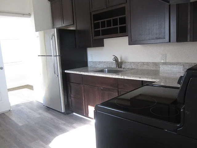 721-727 SVA — Photo 16
