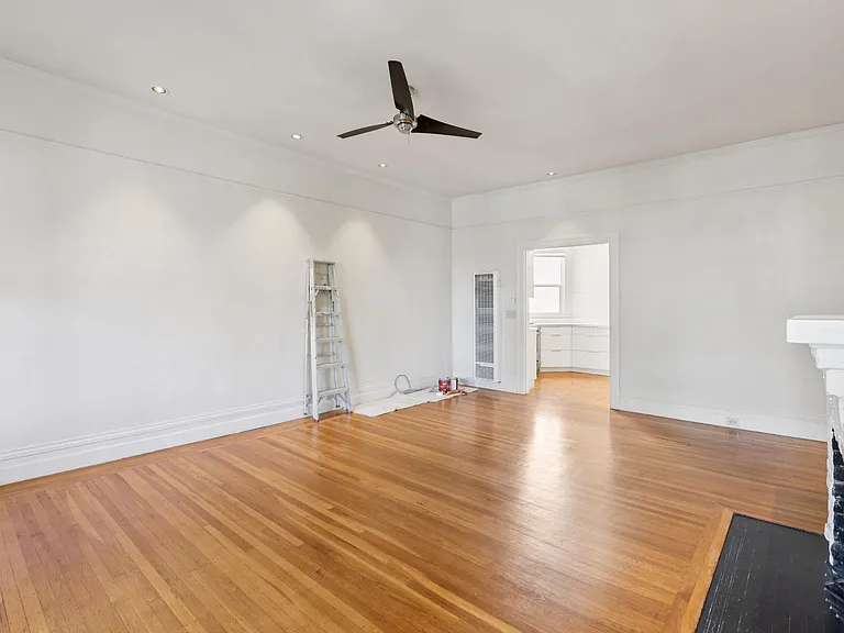 304 Walnut St #A3 — Photo 17