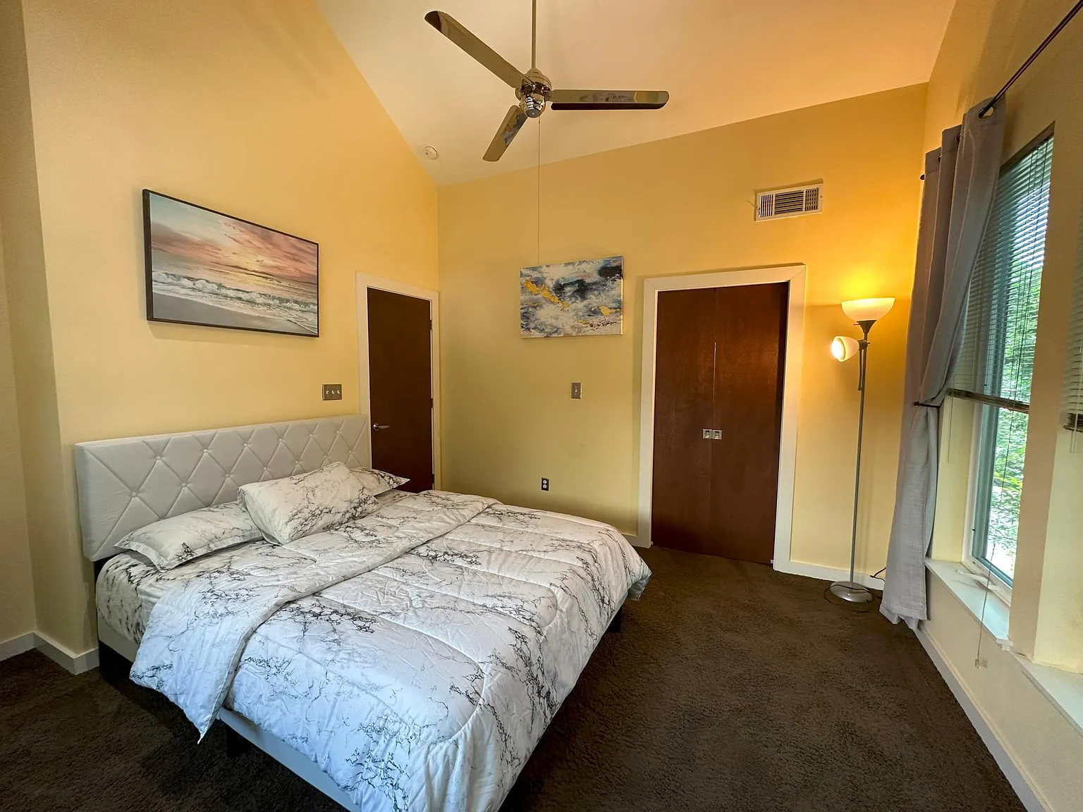 241 Pearl St — Photo 3