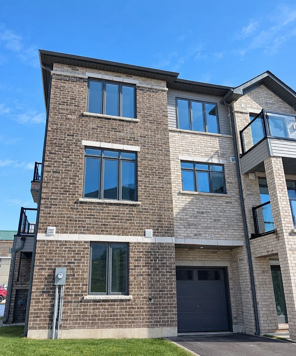 3 bed, $2,250 — Photo 1
