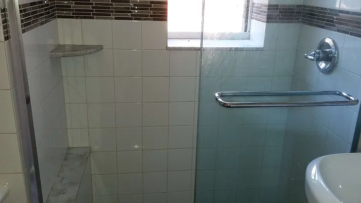 Rented by Halvatzis Realty | media 3