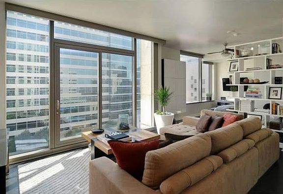 2nd image of 38 N Almaden Blvd Unit 1002