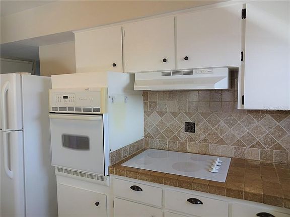2nd image of 1533 Council Dr