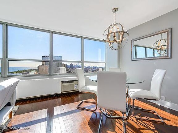 5th image of 3550 N Lake Shore Dr APT 2604