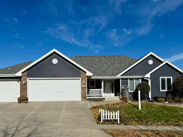 2424 N 6th Ave E, Newton, IA 50208