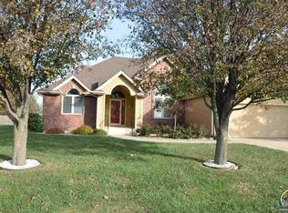 2724 SW Chauncey Ct, Topeka, KS 66614