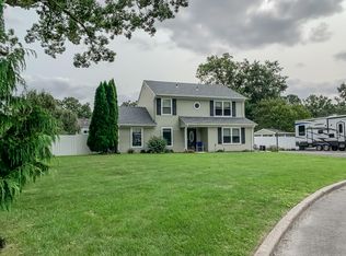 2272 Huckleberry Rd, Manchester, NJ 08759
