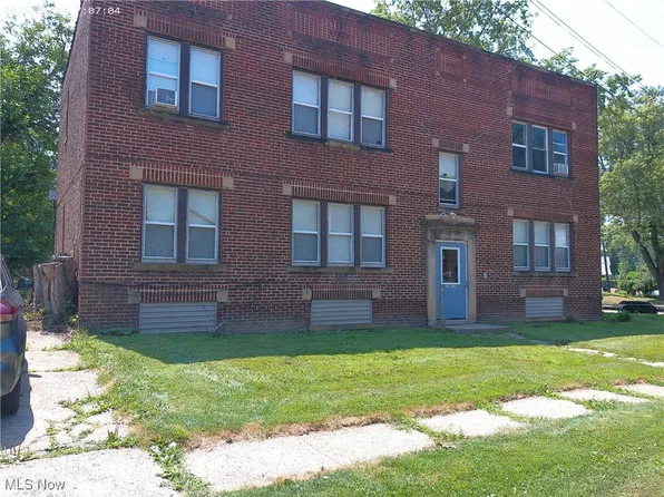 18804 Ironwood Ave, Cleveland, OH 44110