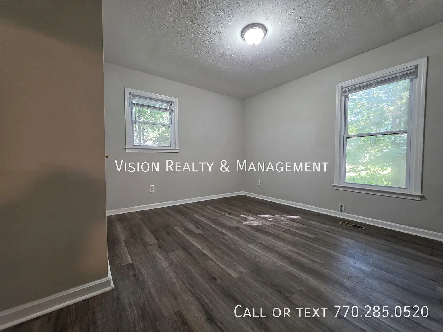 Private 3 BR 2 BA -Central Schools — Photo 4