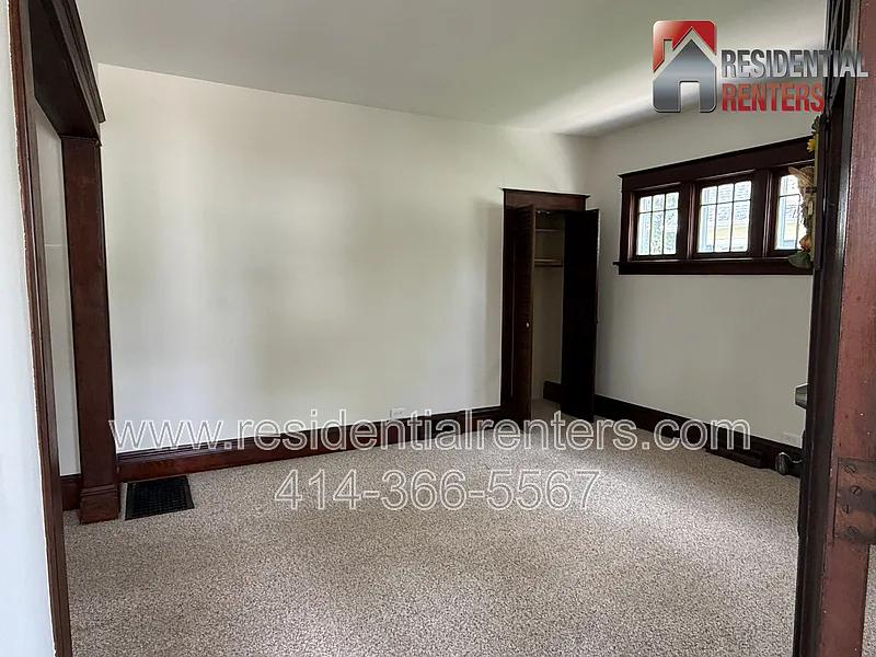3 bed, 1.5 bath, 1650 sqft, $2,150 — Photo 3