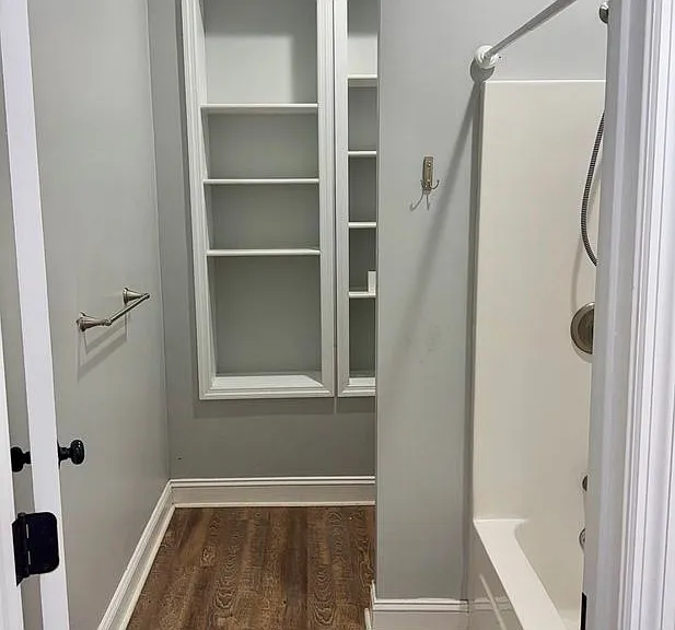 27 W Oak St — Photo 9