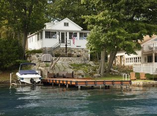 20 Hilltop Rd, Andover, NJ 07821