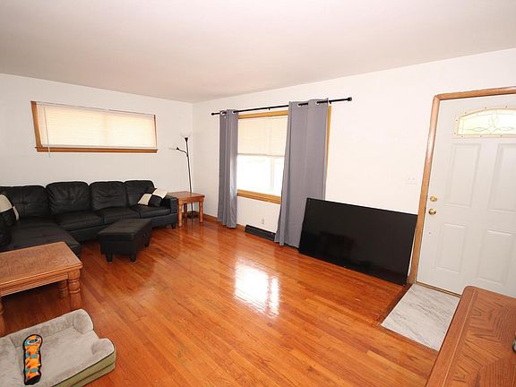 3rd image of 9000 W Custer AVENUE