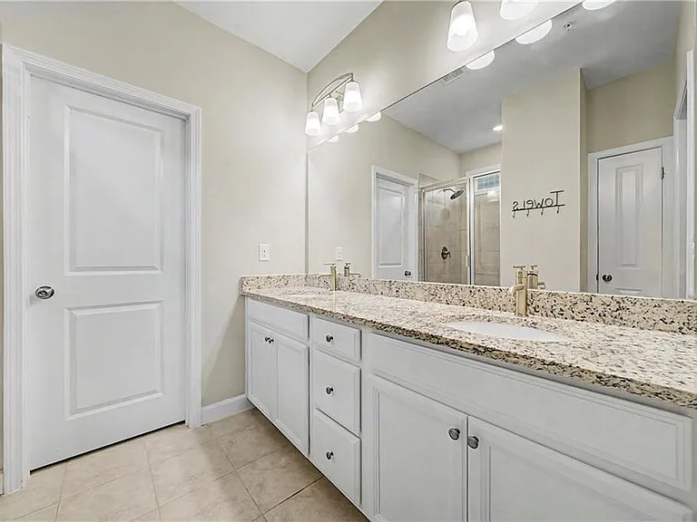 165 Mansfield Dr — Photo 28