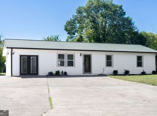 3918 Harmony Church Rd, Gainesville, GA 30507