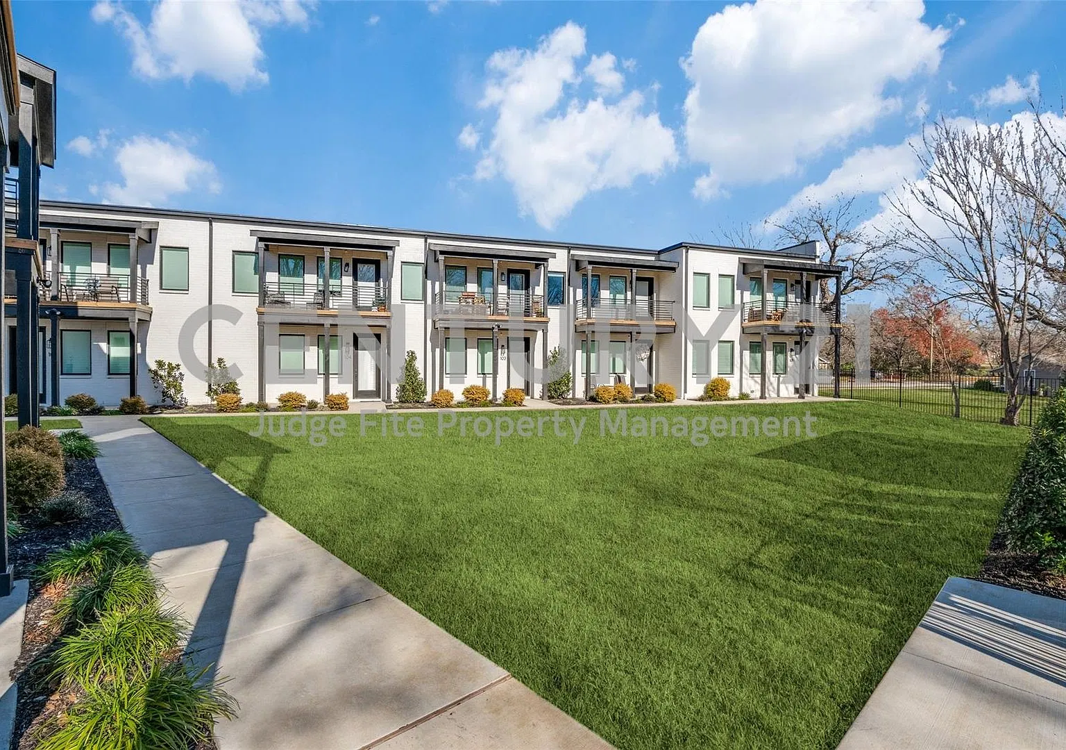 Luxury 2/2 Apartment in Gated Waxahachie Community For Rent! — Photo 3