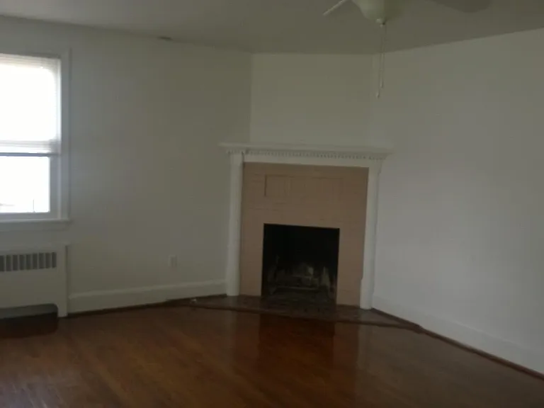 2420 Seaview Ave — Photo 15