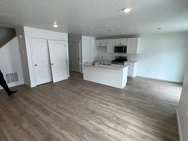 3718 W 930 N — Photo 10