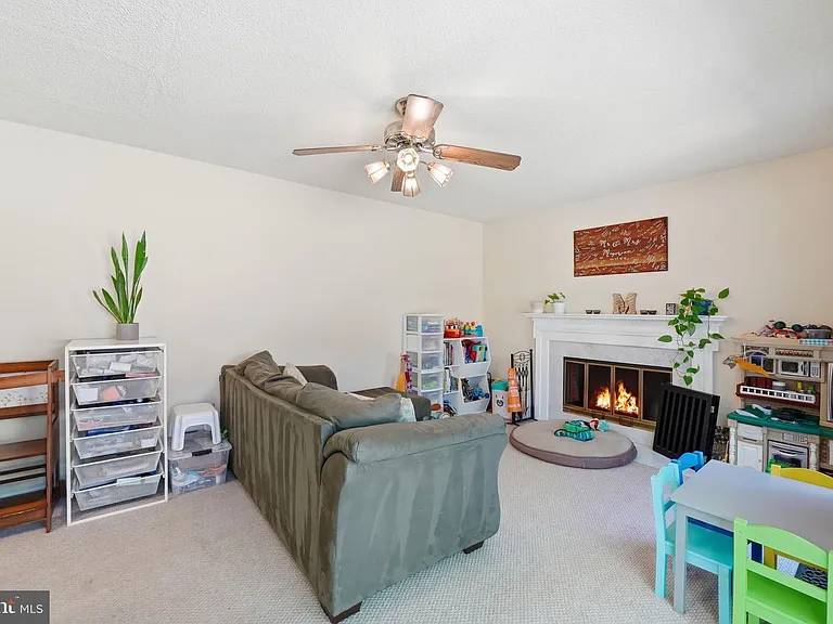 4020 Blue Slate Dr — Photo 15