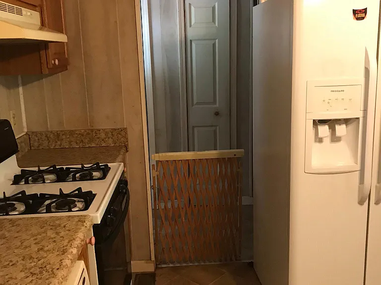 210 Kennedy Rd — Photo 19