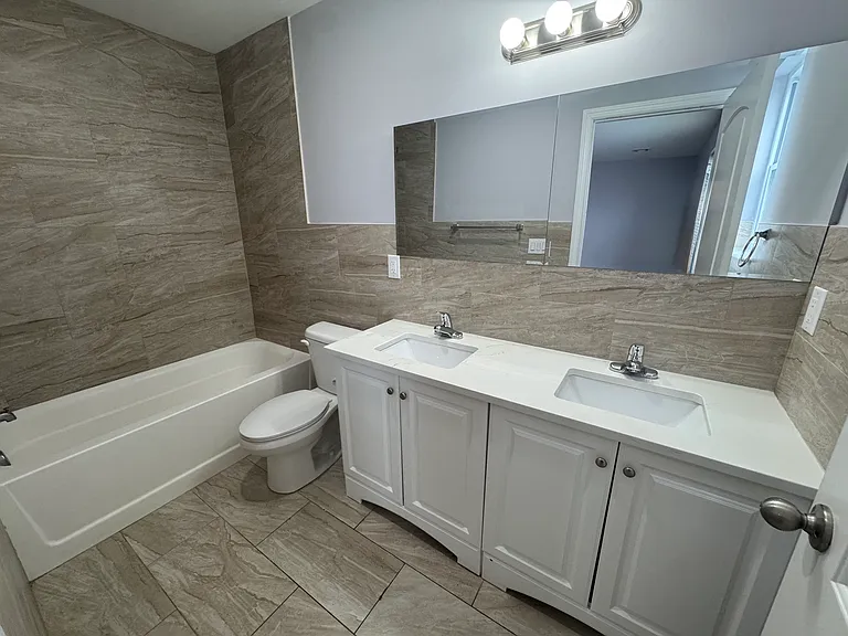 301 N 13th St #2 — Photo 27