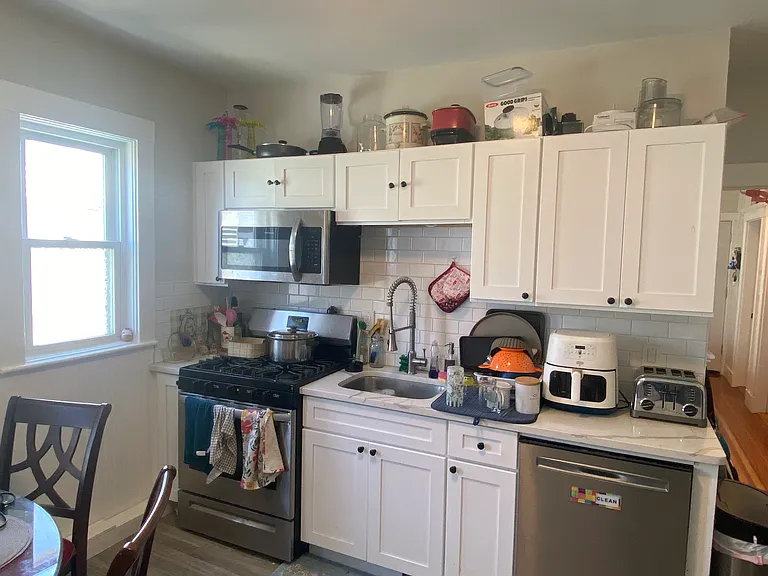 40 Temple St #3 — Photo 8
