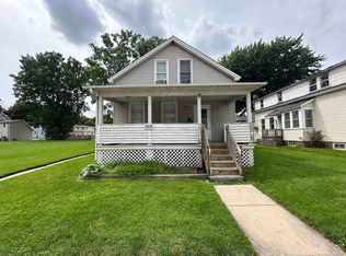 515 N Broadway St, Green Bay, WI 54303
