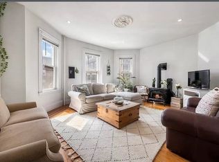 866 E 5th St #1, South Boston, MA 02127