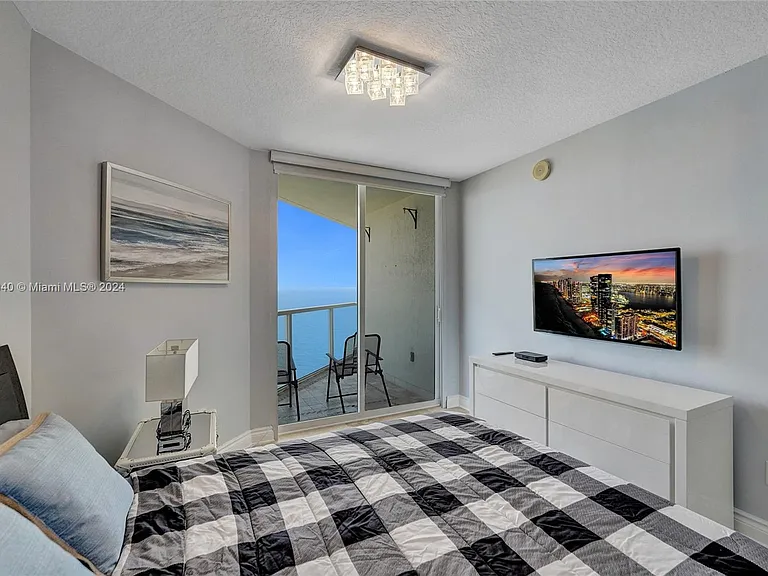 16699 Collins Ave #4106 — Photo 20