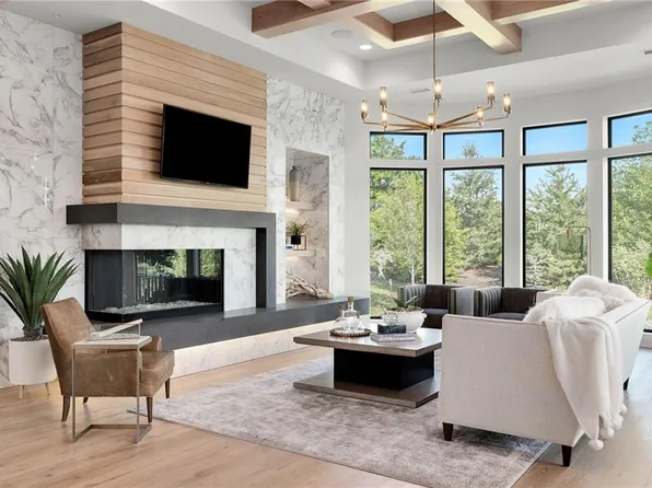 13608 Granada Rd, Leawood, KS 66224