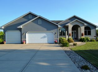 N9588 Carla Dr, Belleville, WI 53508