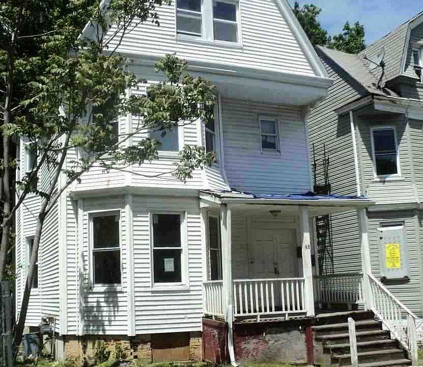 1st image of 41 N 18th St