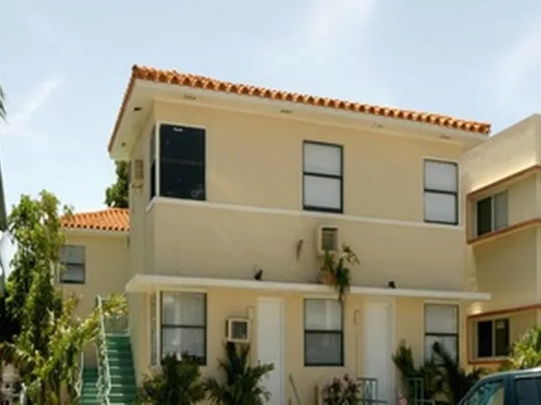 7332 Byron Ave #2, Miami Beach, FL 33141