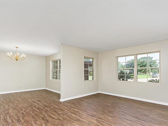 5th image of 4705 Estate Dr