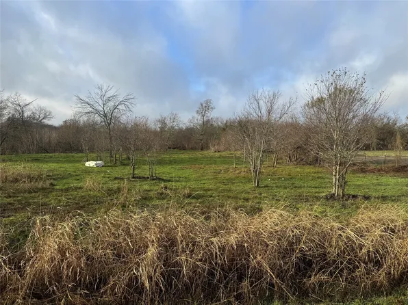 (undisclosed Address), Mount Calm, TX 76673