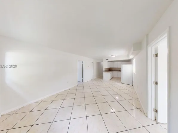 6811 SW 16th St, Miami, FL 33144