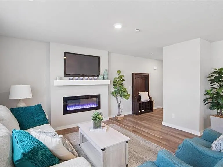 4334 NE Spear Ln — Photo 5
