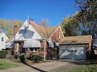 2639 Northview Rd, Rocky River, OH 44116
