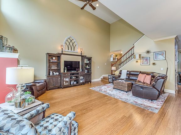 5th image of 540 Bobby Ann Ct