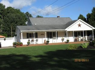 47 Davis Rd, Westport, MA 02790