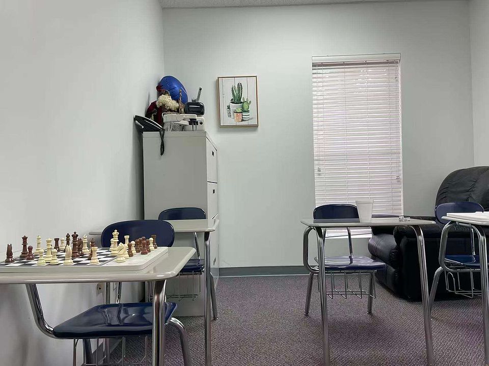 2nd image of 1601 Walnut St #101