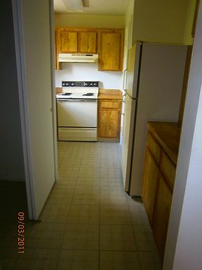 3rd image of 4239 Pershing Pt Pl APT 8