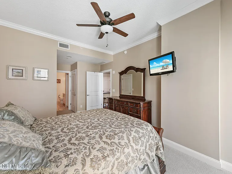 1431 Riverplace Blvd #2302 — Photo 12